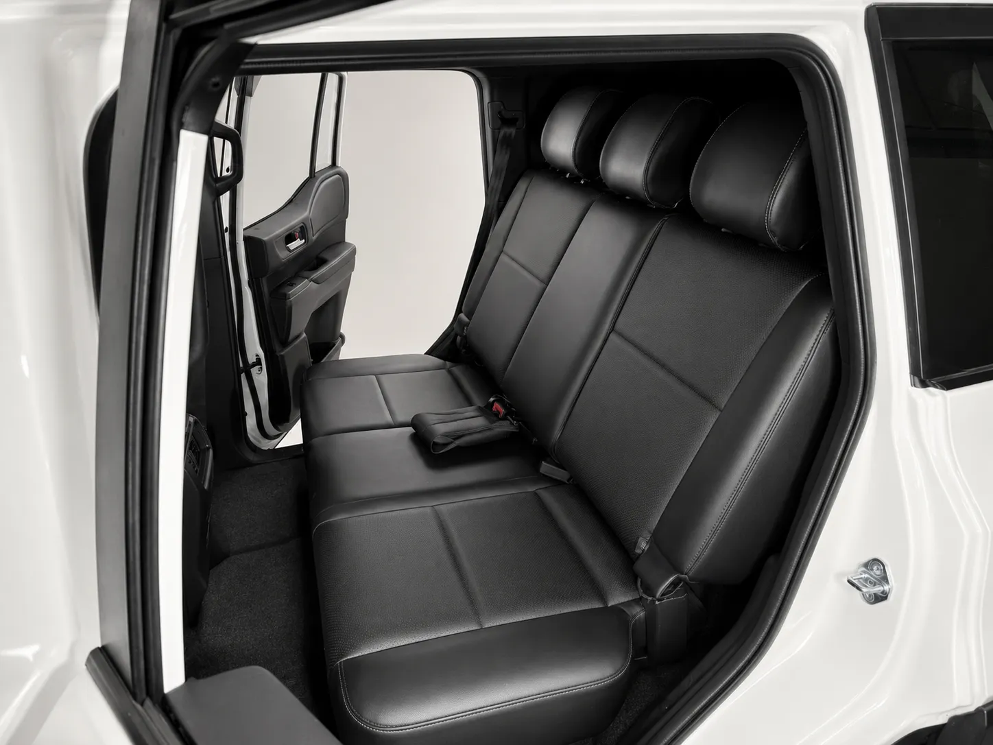 LAND CRUISER LC250 COMMERCIAL REAR SEAT CONVERSIONS